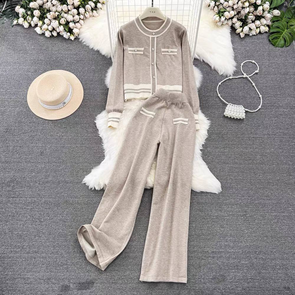 Women's beige knit two-piece set