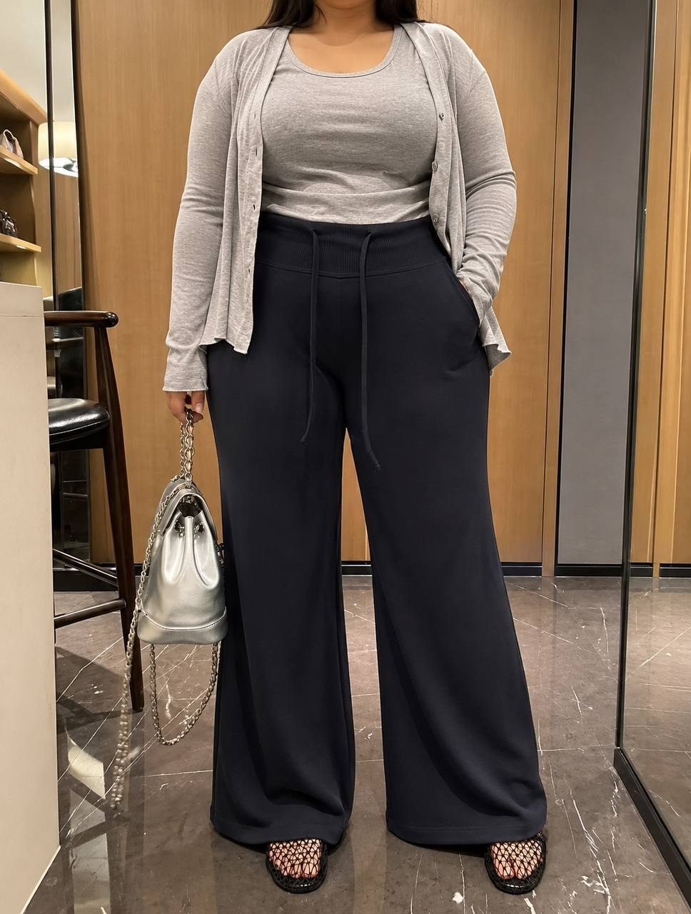 Navy blue wide-leg lounge pants