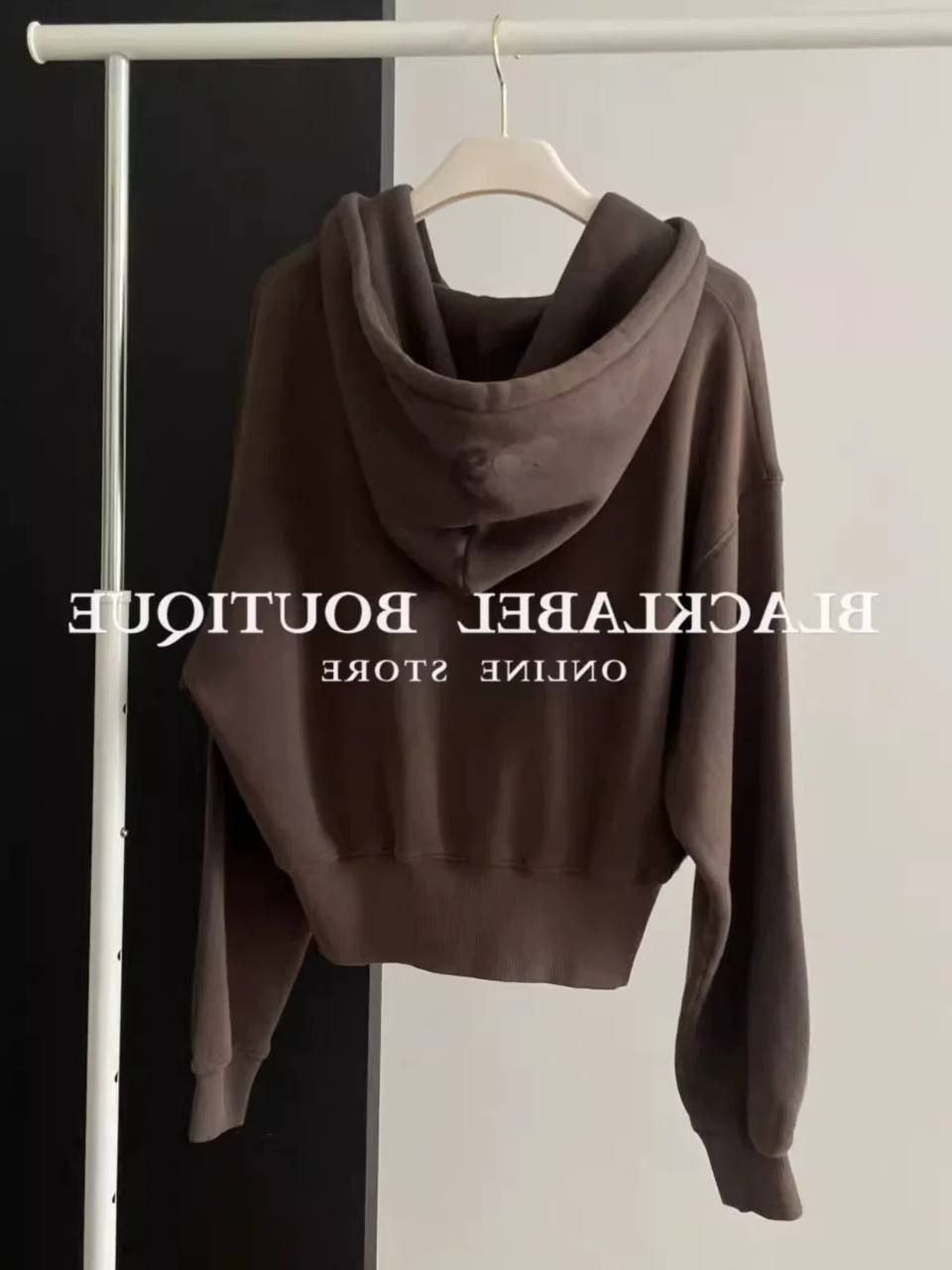 Women gym fashionable sweater