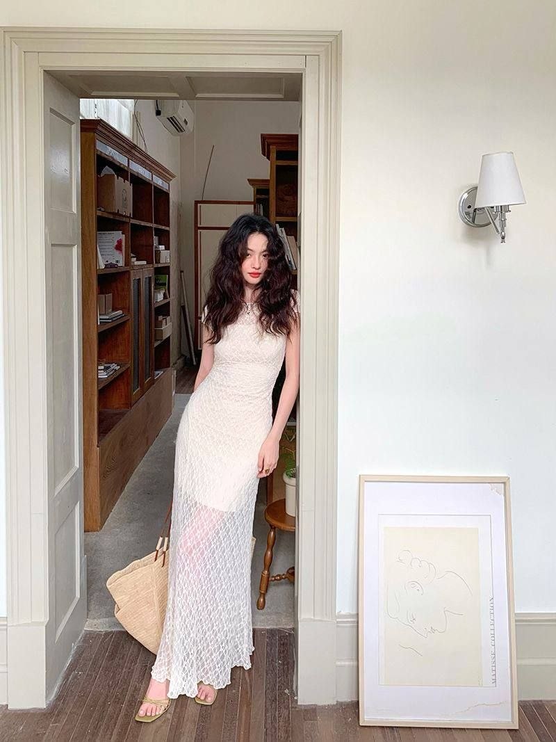Lace Maxi dress