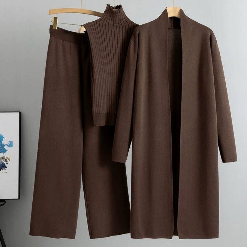 Long sleeved open front knit cardigan