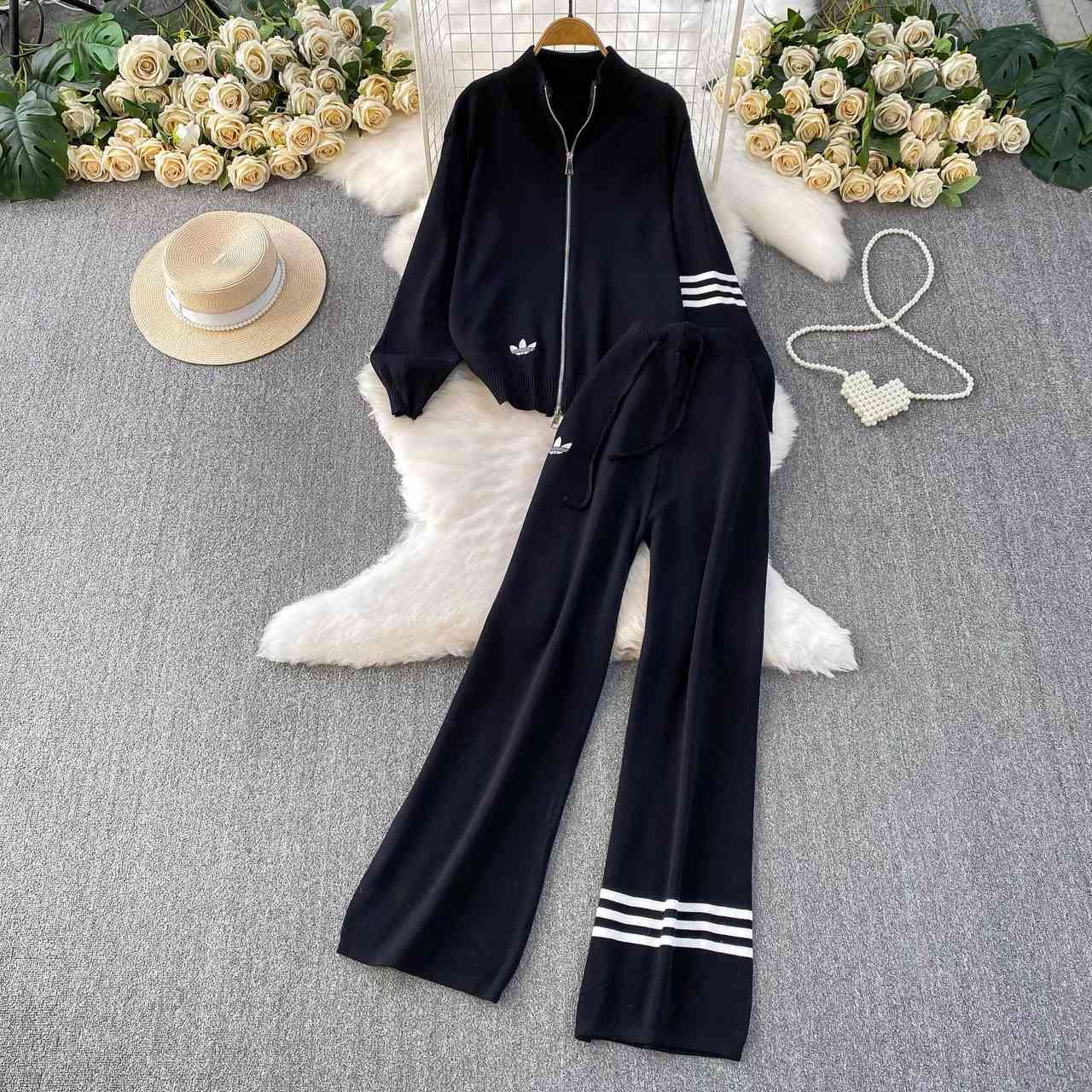 Women's knit wide-leg track pant matching set