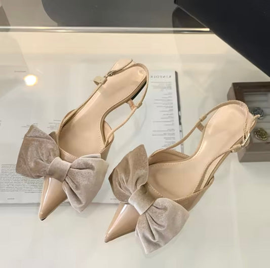 Pointed Toe Back Strap Shoes