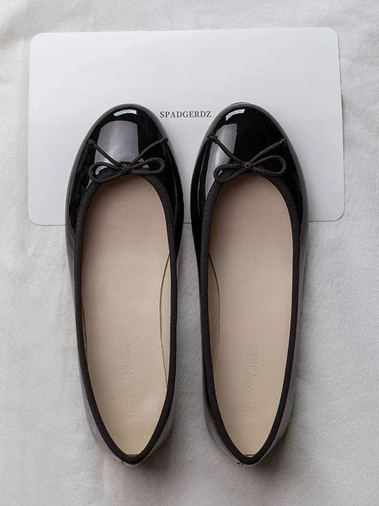 Black glossy ballet flats shoes