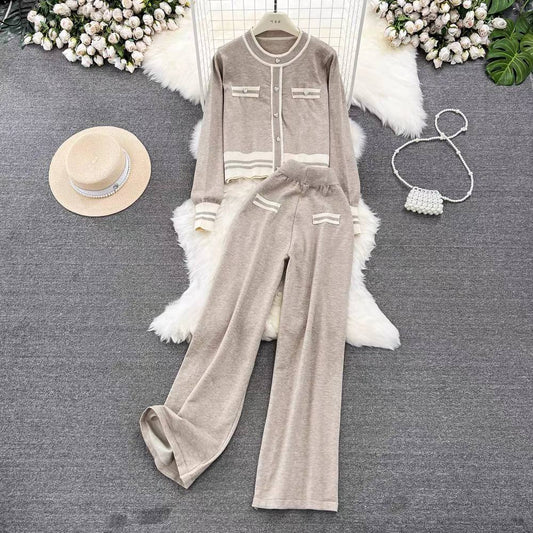 Women's beige knit two-piece set