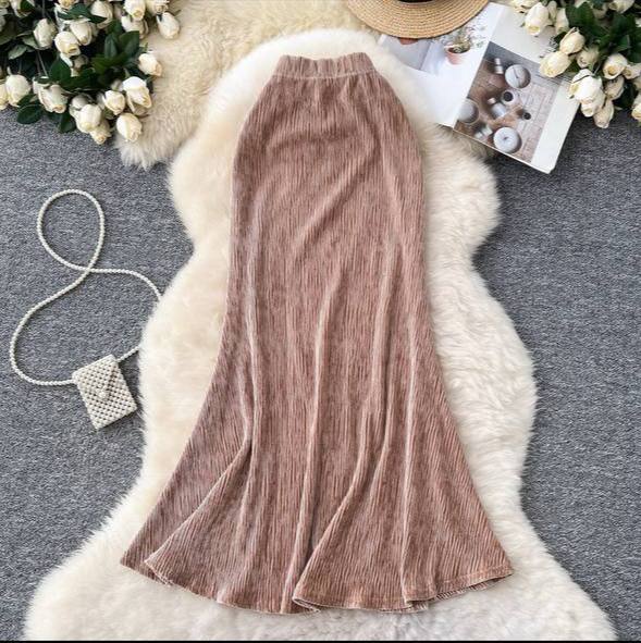 Pleated Fishtail Skirt for women