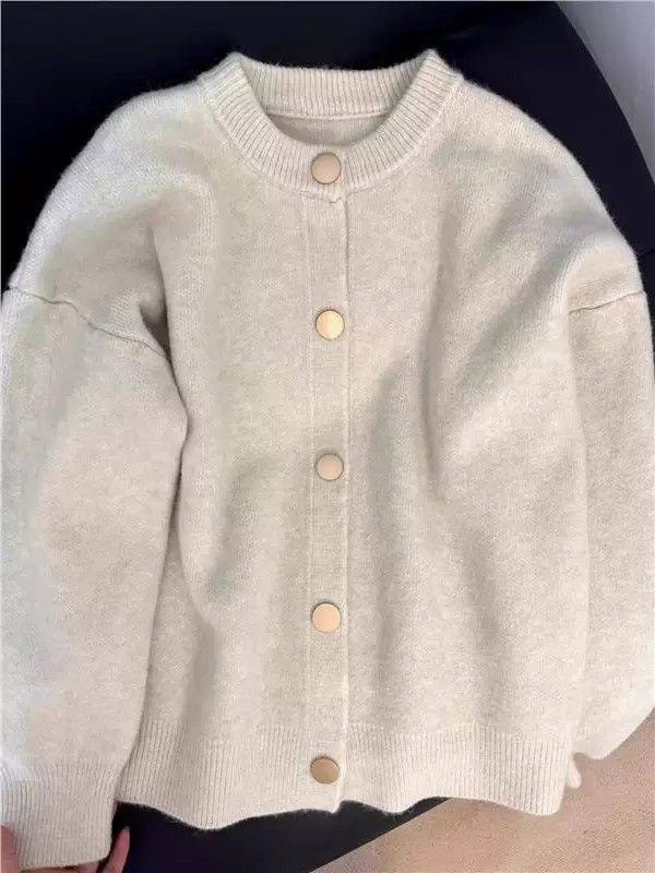 Minimalist oversized crew-neck knit cardigan