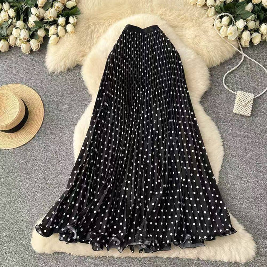 Black and white pleated polka dot maxi skirt