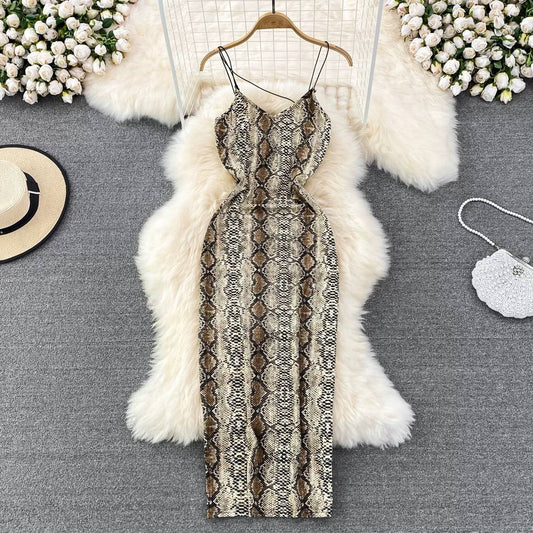 Sleeveless bodycon midi dress