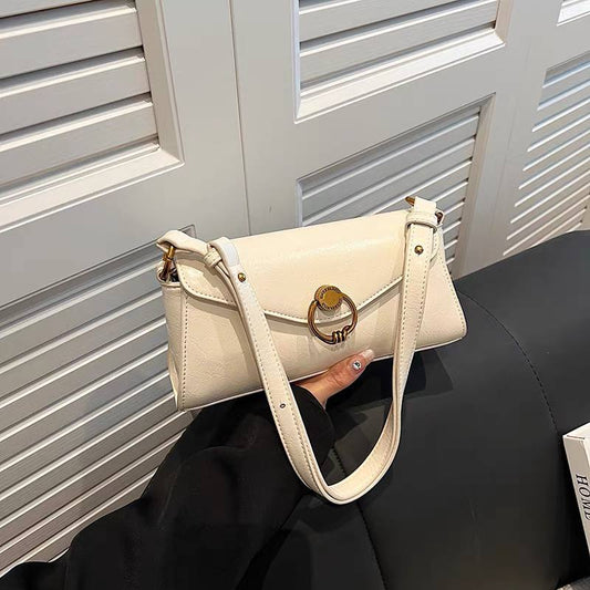 Retro Ring Decor Shoulder Bag