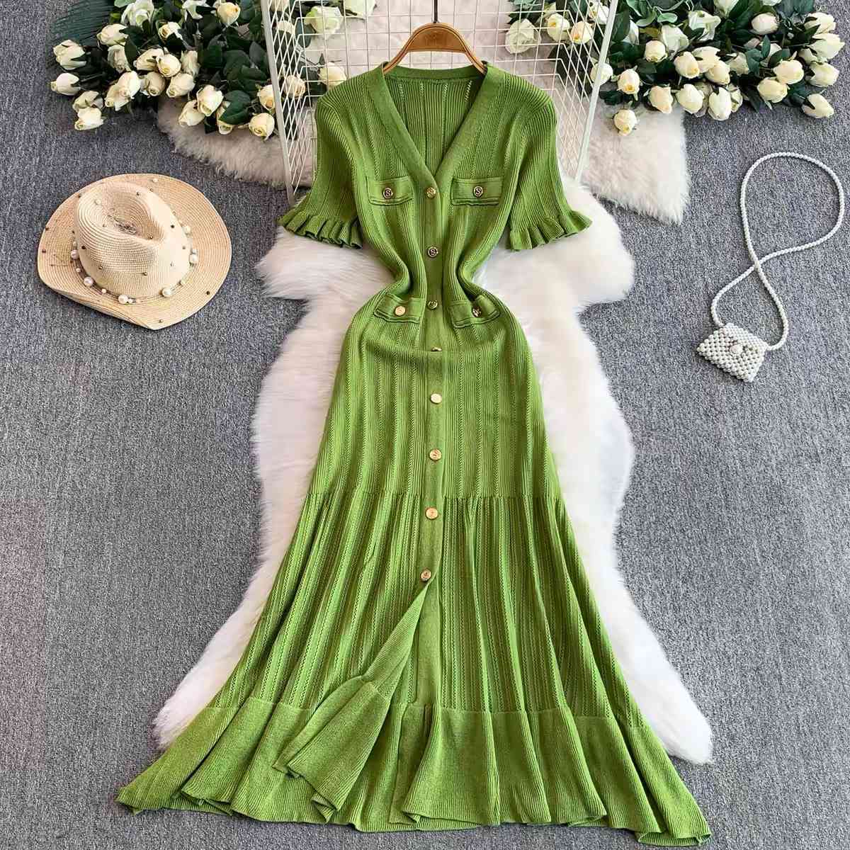 Vibrant green short-sleeve knit midi dress