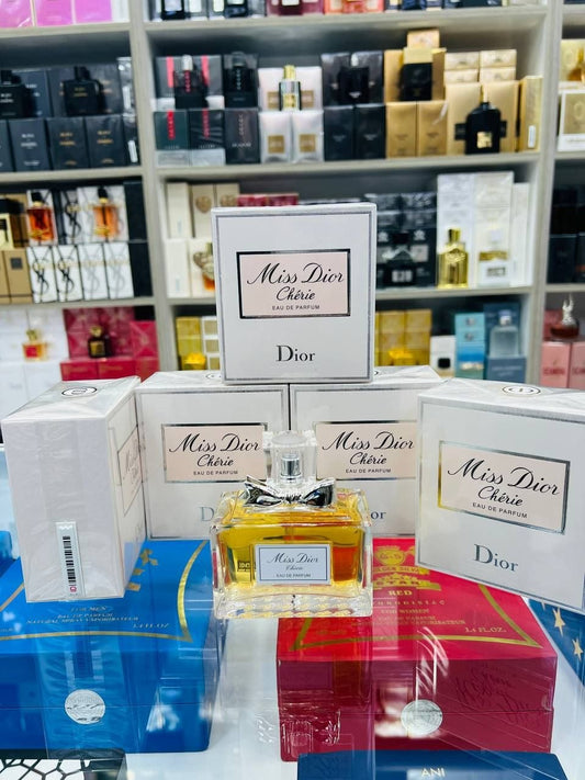 Miss Dior cherie Eau de perfum