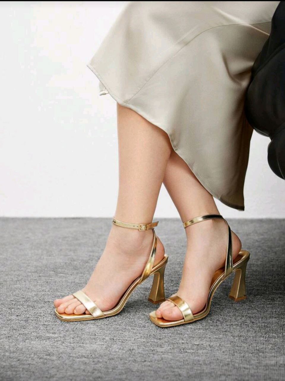 Goldon block-heeled sandals