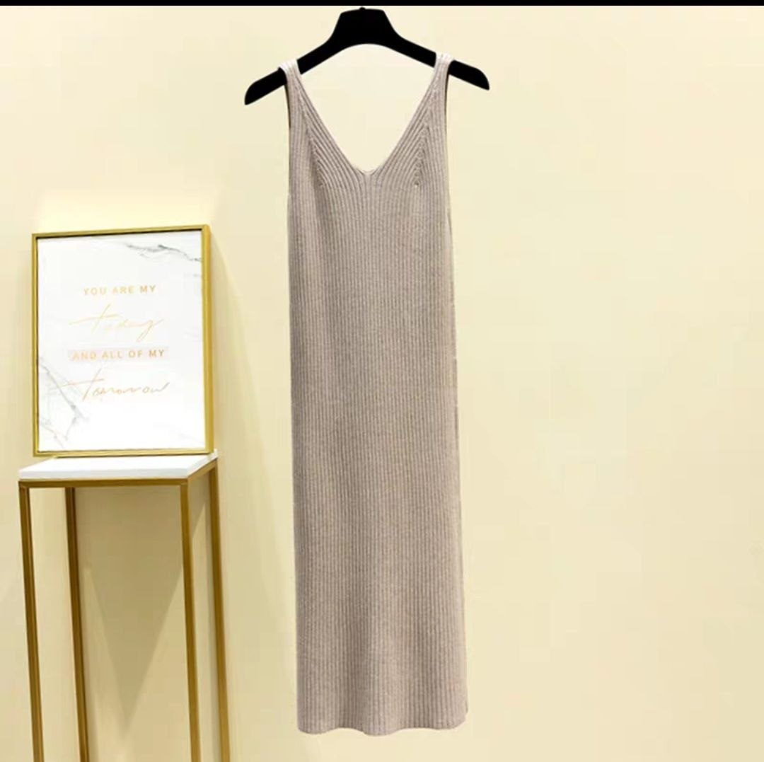 Sleeveless sweater dress