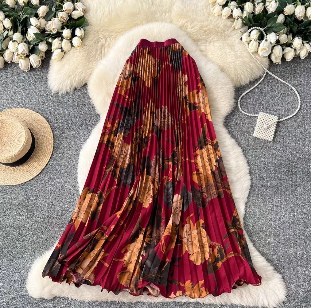Pleated floral max skirt