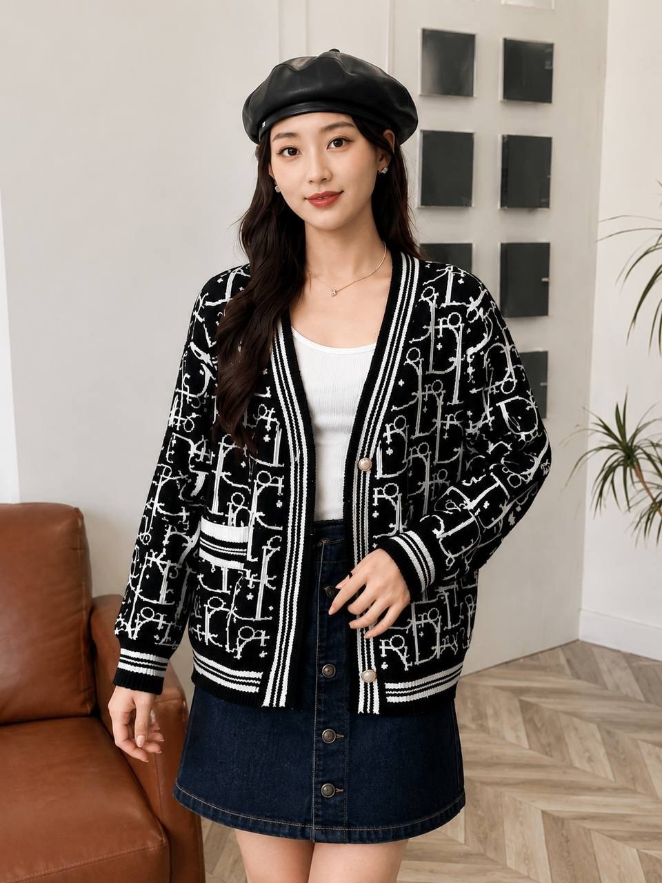White and black monogram knit cardiga