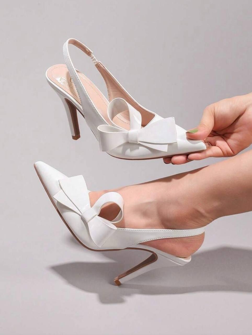 White glossy PU leather slingback pumps